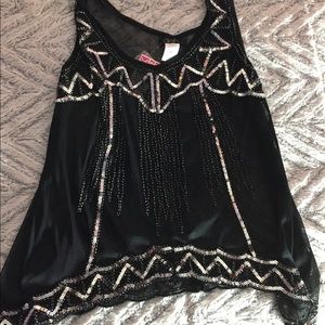 Deb shops top+free gift